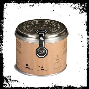 boite de poudre de cade et oud